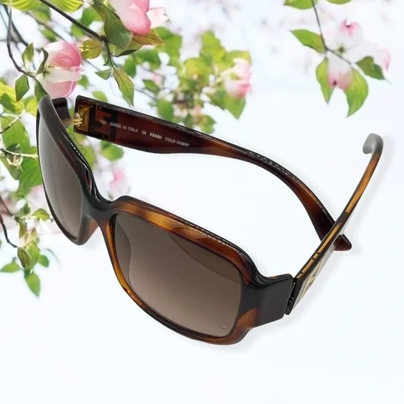 FENDI Sunglasses - Picture 7 of 12